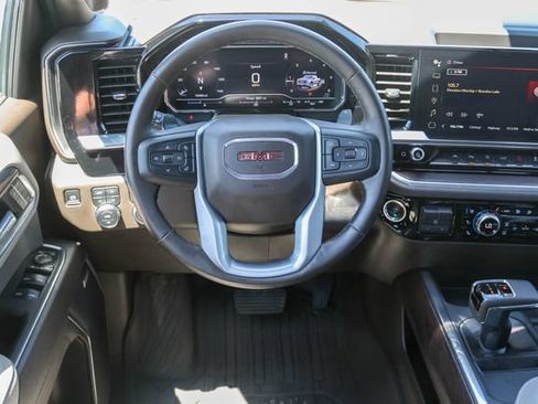 Used 2025 GMC Sierra 1500 SLT w/ SLT Premium Plus Package AWD/4WD image 8