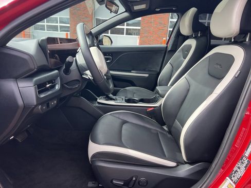 Certified 2025 Kia K4 GT-Line w/ GT-Line Premium Package image 13