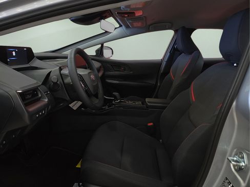 New 2026 Toyota Prius Plug-In Hybrid FWD image 19