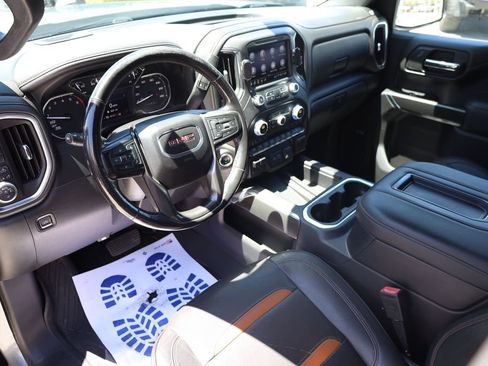 Used 2019 GMC Sierra 1500 AT4 w/ AT4 Premium Package AWD/4WD image 12
