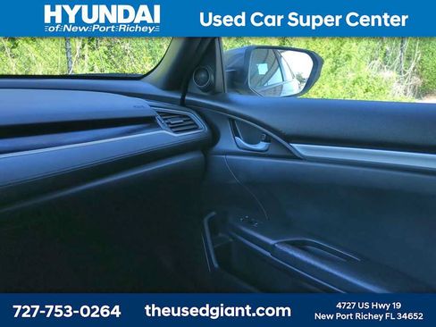 Used 2019 Honda Civic Sport image 16