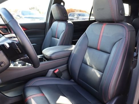 Used 2024 Chevrolet Traverse RS w/ LPO, Floor Liner Package image 14