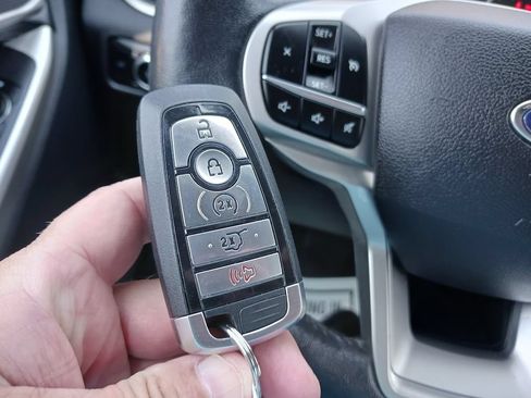 Used 2023 Ford Explorer XLT w/ Equipment Group 202A AWD/4WD image 26