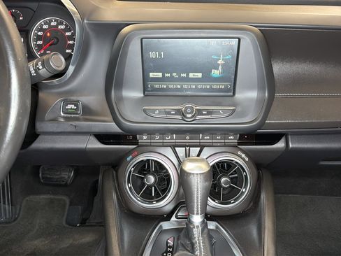 Used 2016 Chevrolet Camaro LT RWD image 16