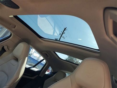 Certified 2025 Porsche Panamera image 20