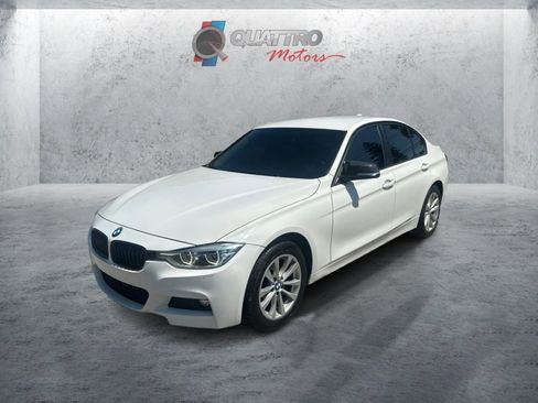 Used 2018 BMW 320i xDrive Sedan AWD/4WD image 1