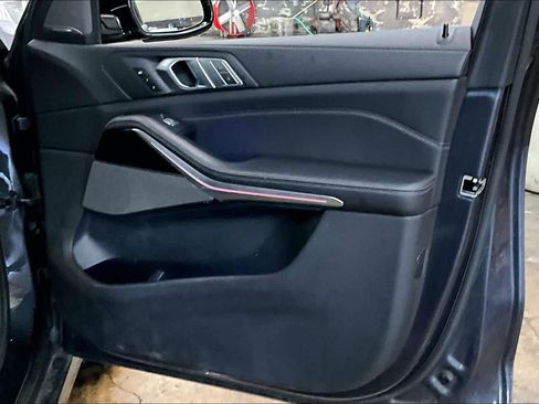 Used 2020 BMW X7 xDrive40i w/ Premium Package image 26