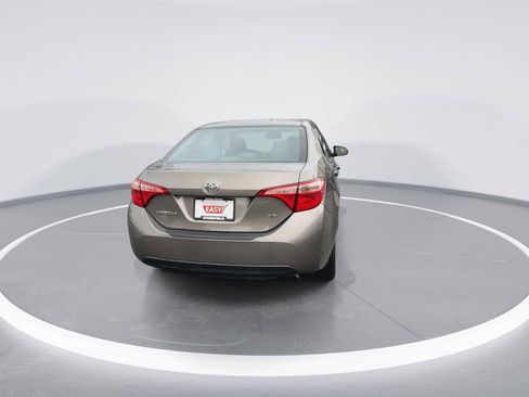 Used 2017 Toyota Corolla LE image 7
