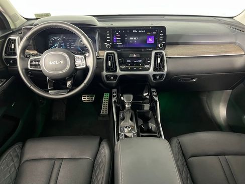 Used 2022 Kia Sorento SX Prestige image 13