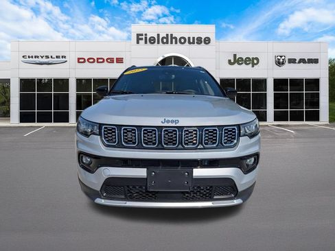 Used 2025 Jeep Compass Limited AWD/4WD image 7