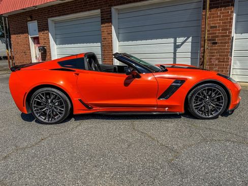 Used 2019 Chevrolet Corvette Z06 w/ Battery Protection Package image 38