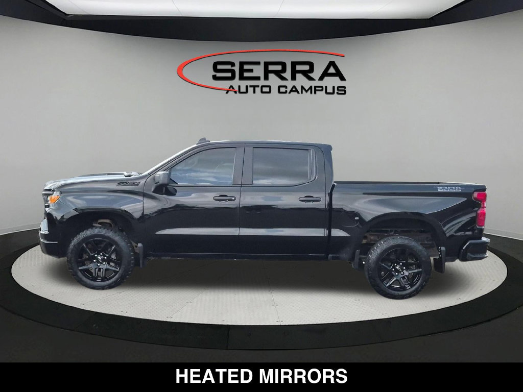 Used 2022 Chevrolet Silverado 1500 Custom Trail Boss w/ Midnight Edition AWD/4WD image 8