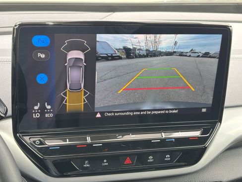 Used 2023 Volkswagen ID.4 Pro S image 5