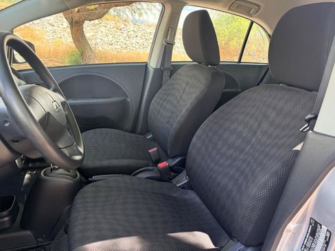 Used 2012 Mitsubishi i SE RWD image 10