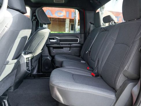 Used 2024 RAM 2500 Big Horn w/ Night Edition image 37