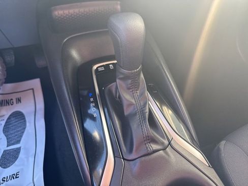 Used 2023 Toyota Corolla LE image 38