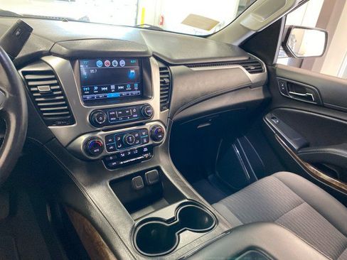 Used 2020 Chevrolet Suburban LS w/ Max Trailering Package AWD/4WD image 13