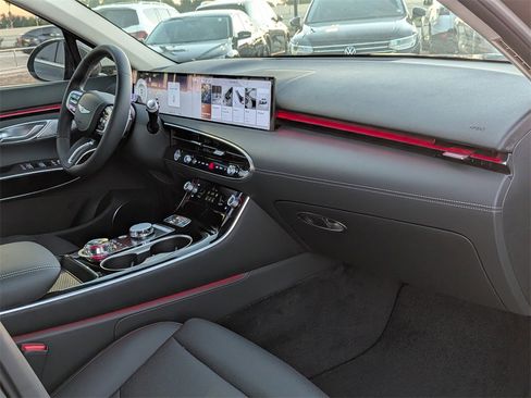 New 2026 Genesis GV70 2.5T image 31