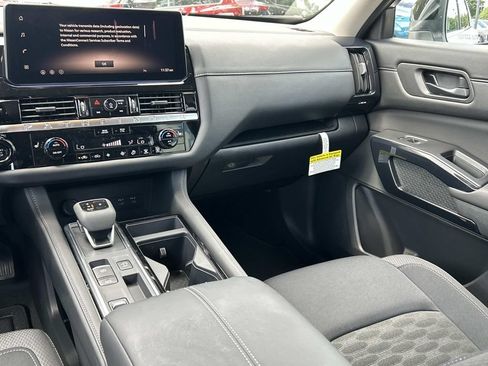 New 2026 Nissan Pathfinder SV FWD image 25