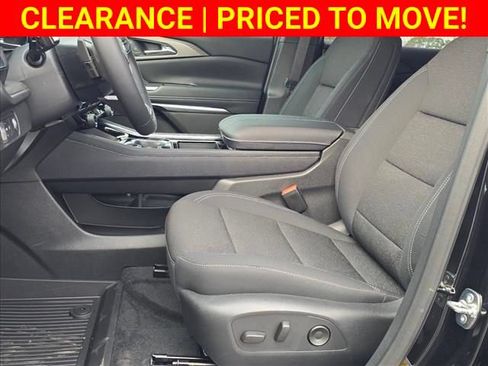 New 2026 Chevrolet Traverse LT w/ Driver Confidence Package FWD image 14