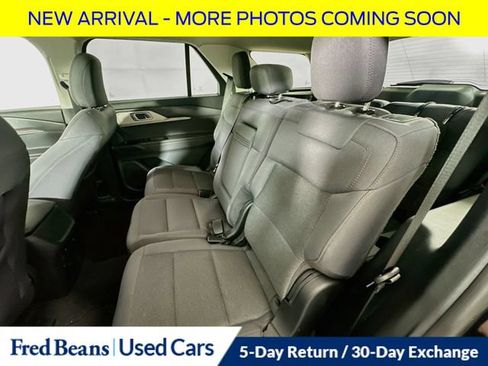 Used 2026 Ford Explorer Active AWD/4WD image 14