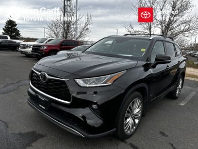 Used 2022 Toyota Highlander Platinum