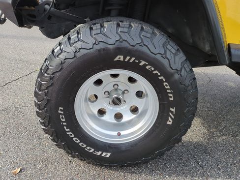 Used 2004 Jeep Wrangler Sport w/ Dual Top Group image 11