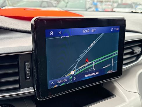 Certified 2023 Ford Explorer XLT w/ Equipment Group 202A image 22