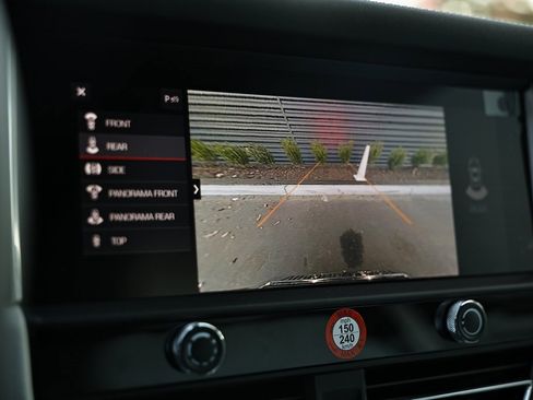 New 2026 Porsche Macan S image 39