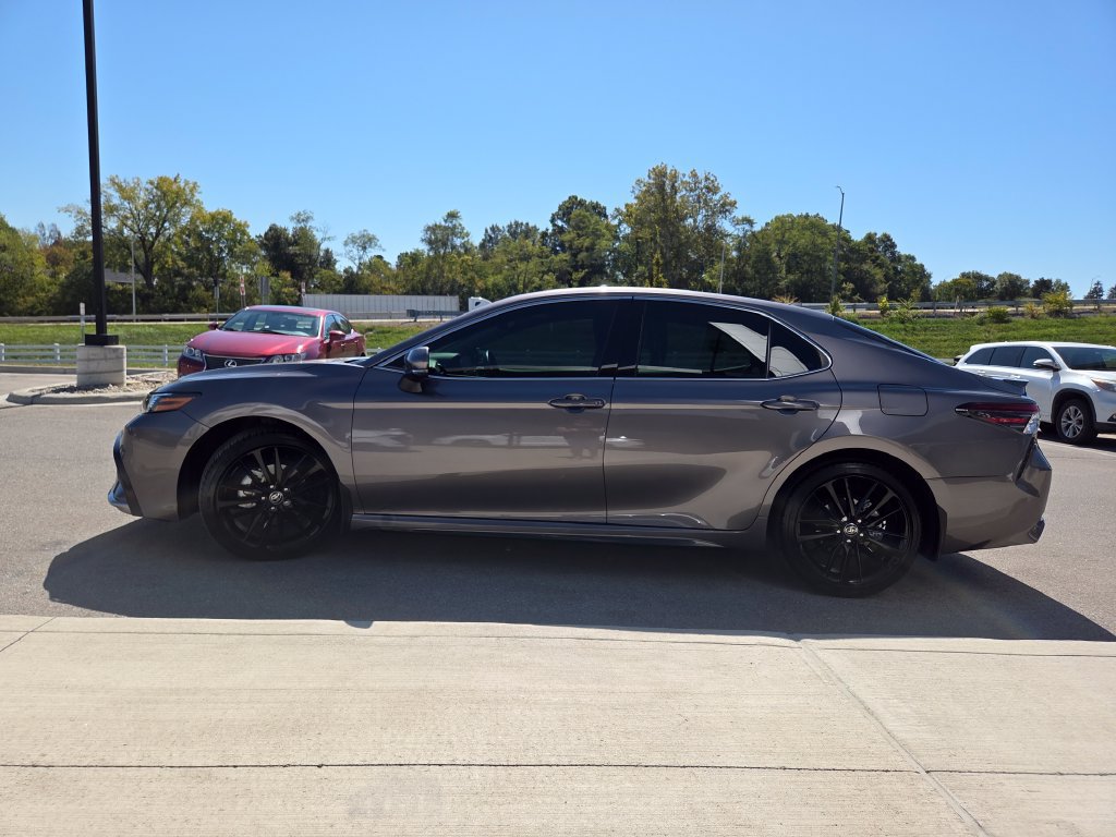 Used 2024 Toyota Camry XSE FWD image 22