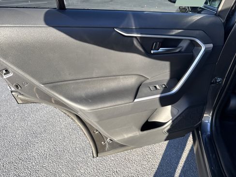 New 2025 Toyota RAV4 SE image 28