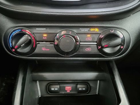 Used 2021 Kia Soul S FWD image 16