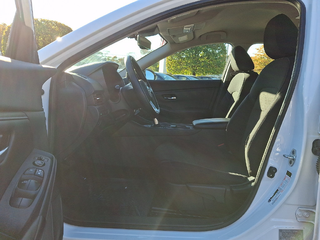 Used 2022 Nissan Sentra S w/ Electronics Package FWD image 14