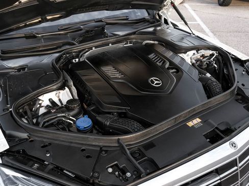 Used 2019 Mercedes-Benz S 560 4MATIC Sedan image 63