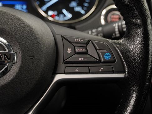 Used 2022 Nissan Rogue Sport SL image 39