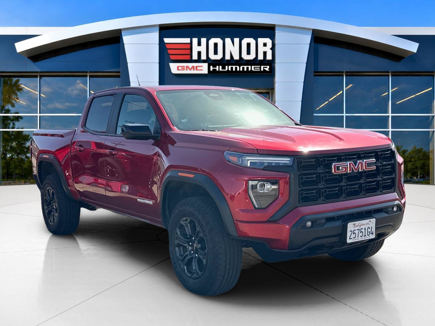 Used 2025 GMC Canyon Elevation w/ Convenience Package RWD image 2