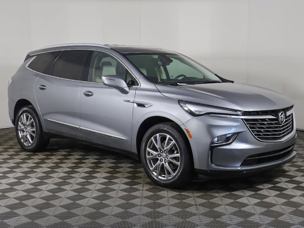 Used 2023 Buick Enclave Premium w/ Experience Buick Package FWD image 2