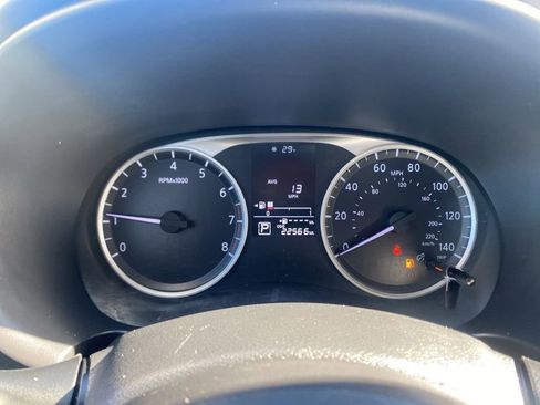 Used 2023 Nissan Kicks S image 19