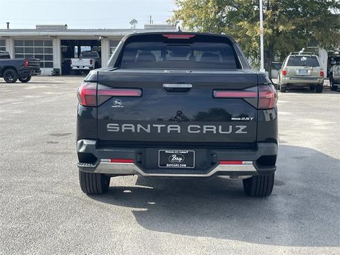 Used 2022 Hyundai Santa Cruz Limited image 4