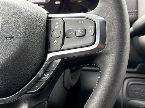 New 2026 RAM 2500 Laramie AWD/4WD image 27