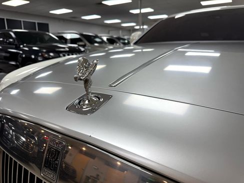 Used 2011 Rolls-Royce Ghost Sedan image 36