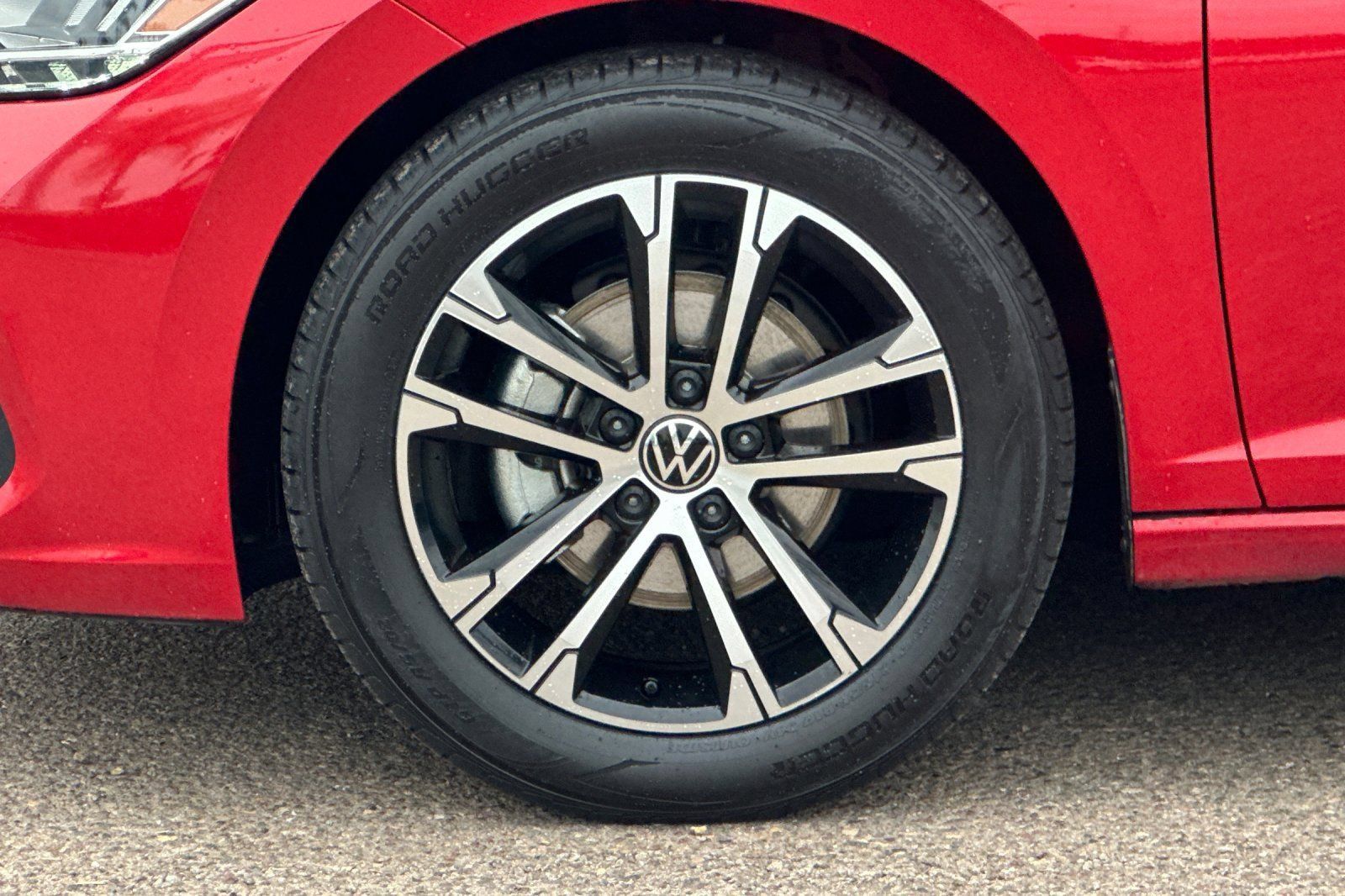 Used 2024 Volkswagen Jetta Sport FWD image 23