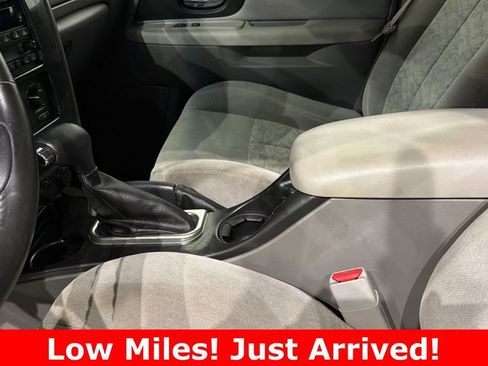 Used 2005 GMC Envoy SLE w/ Sle Preferred Equipment Group image 26