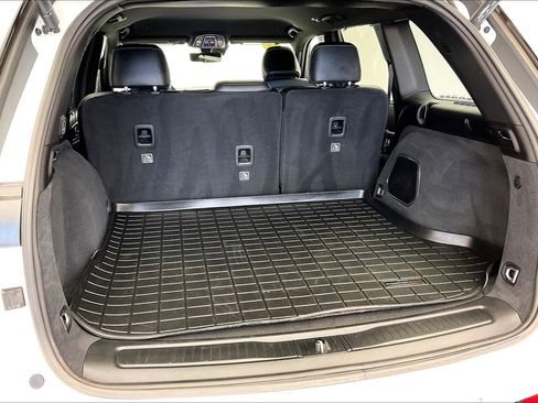 Used 2023 Jeep Grand Cherokee Trailhawk w/ Luxury Tech Group III image 27