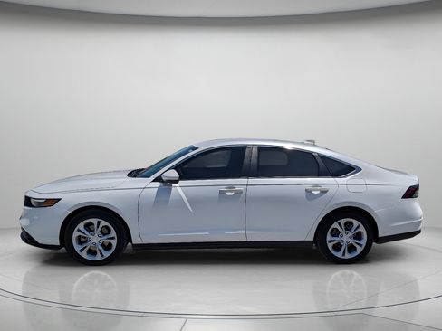 Used 2025 Honda Accord LX image 6