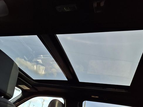 Used 2023 Ford F150 Lariat w/ Equipment Group 502A High image 21