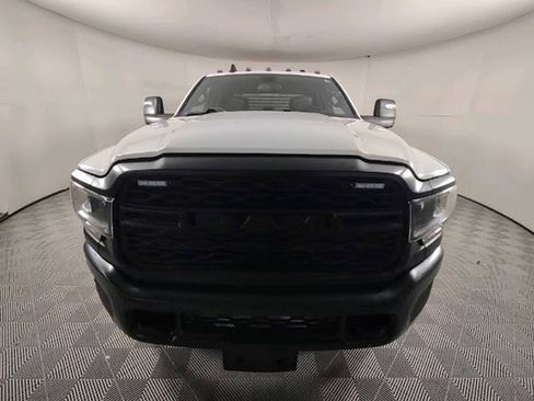Used 2024 RAM 3500 Tradesman AWD/4WD image 2