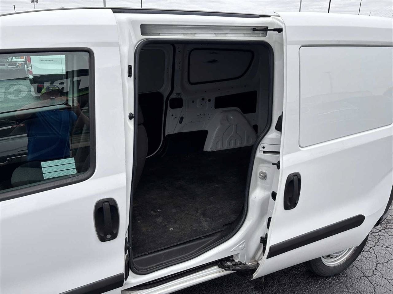 Used 2018 RAM ProMaster City Tradesman FWD image 12