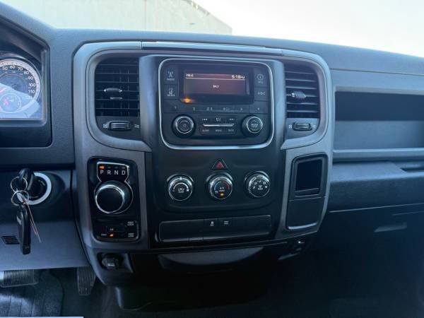 Used 2019 RAM 1500 ST w/ SXT Plus Group AWD/4WD image 13