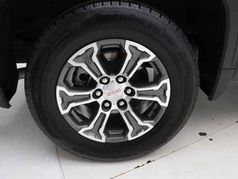 Used 2025 GMC Sierra 1500 SLT image 10